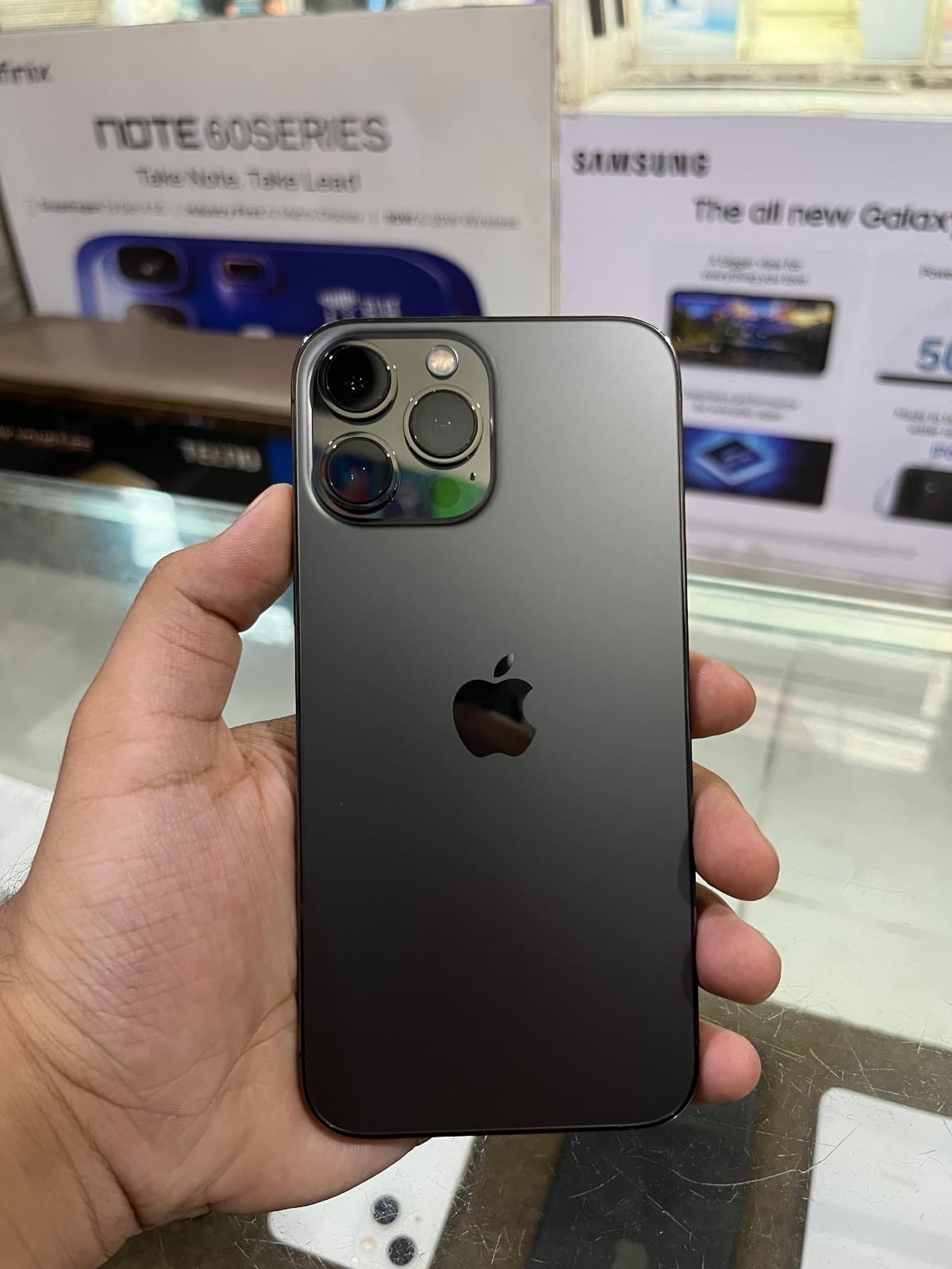 Apple iPhone 13 Pro Max · 256GB · Graphite — Excellent condition, 256 GB, Graphite for sale in Kasur