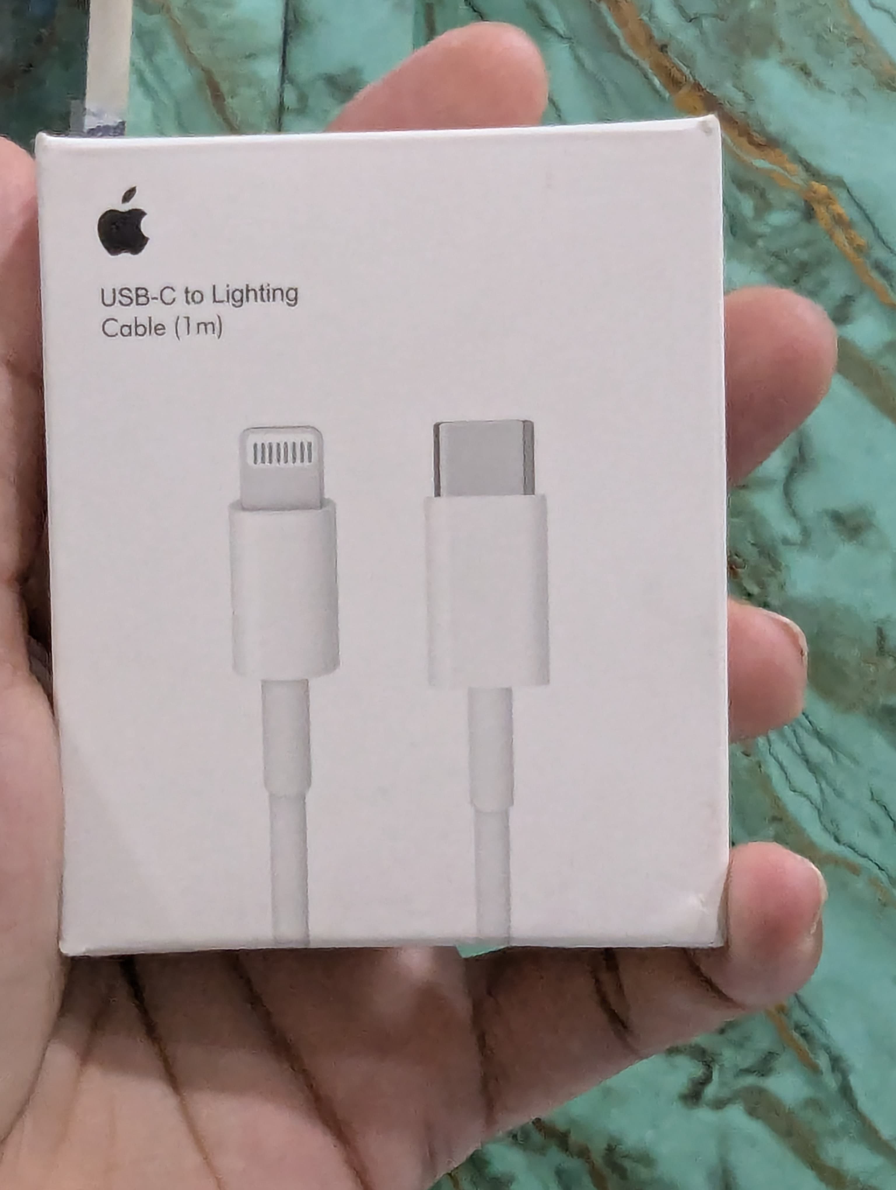 Apple C to iphone